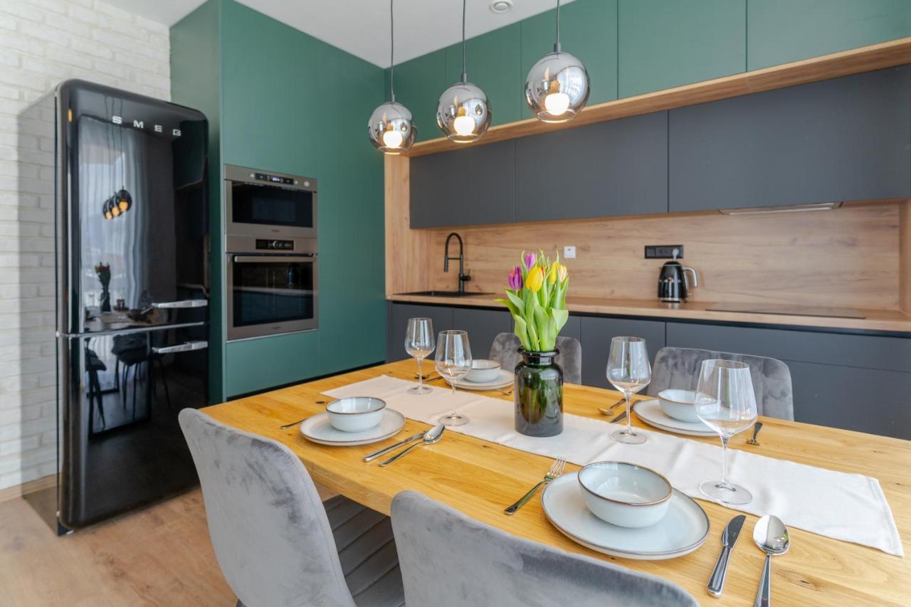 Avocado Apartment Victory Port Липтовски-Микулаш Экстерьер фото