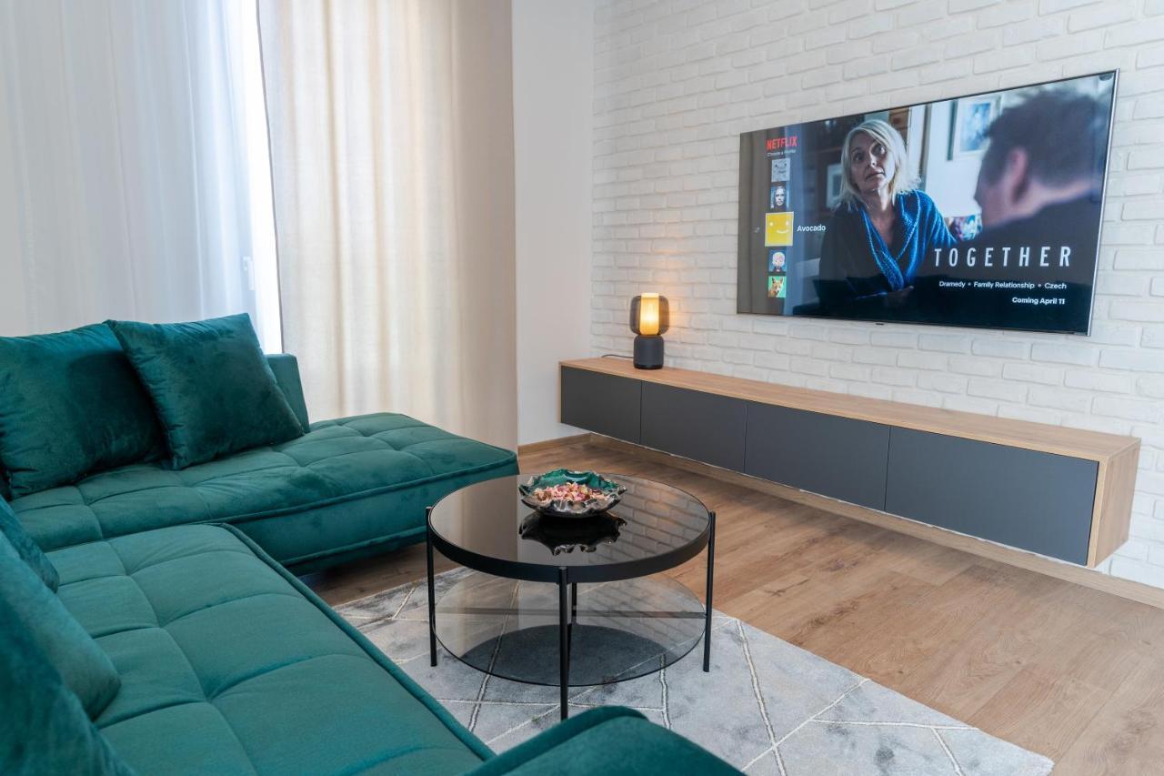 Avocado Apartment Victory Port Липтовски-Микулаш Экстерьер фото